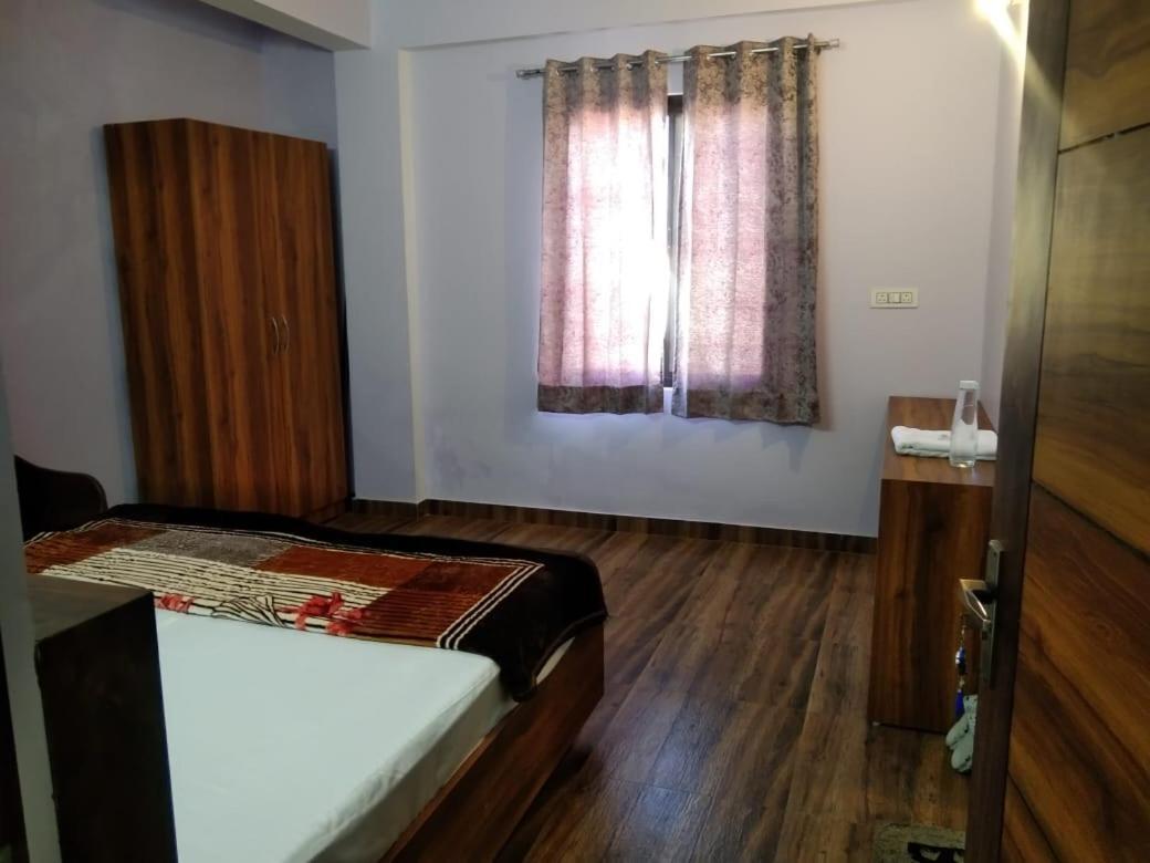 Crescent Moon Homestay Rishīkesh Cameră foto