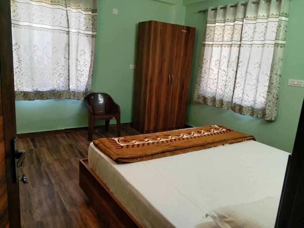 Crescent Moon Homestay Rishīkesh Cameră foto